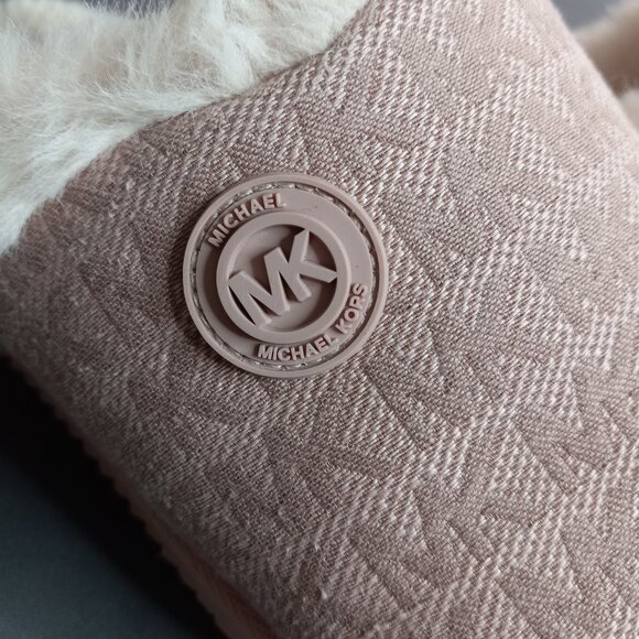 Michael Kors Janis Faux Fur-Lined Logo Jacquard Slipper 9 M Soft Pink - Picture 5 of 10